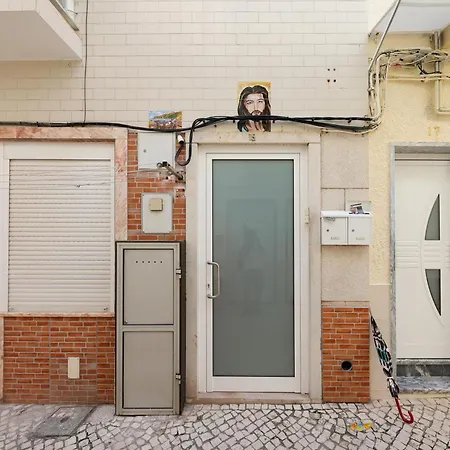 Three Fish Nyaraló Nazaré