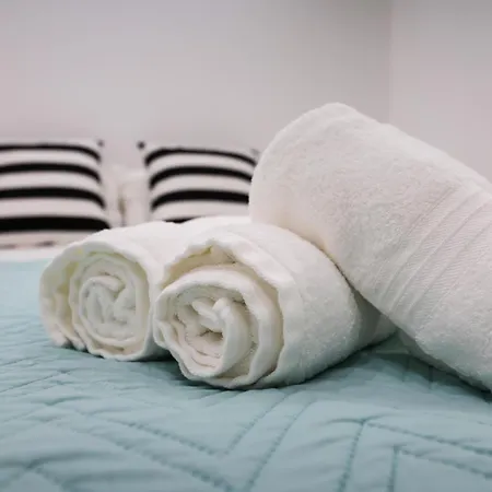 Three Fish Nyaraló *