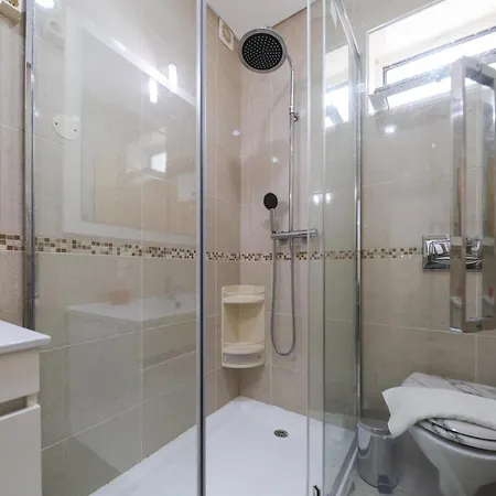 Three Fish * Nazaré